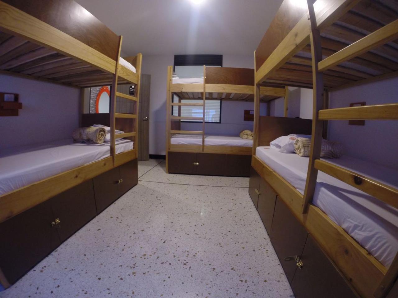 Wanderlust Hostel Armenia  Luaran gambar